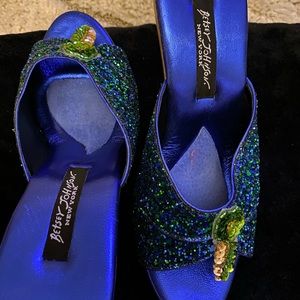 Ladies beautiful poly glitter slides